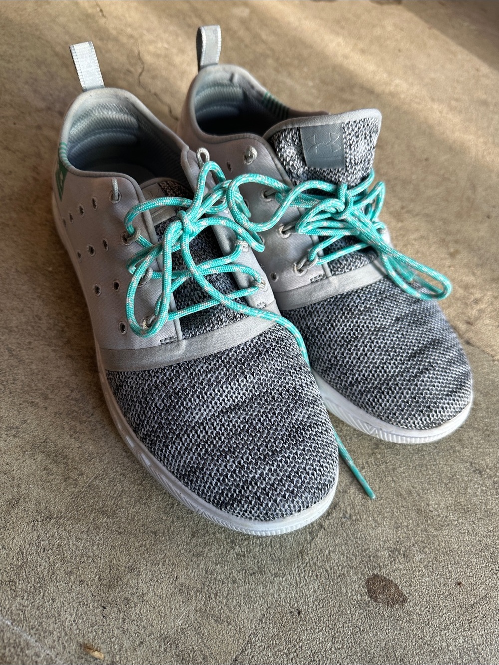 Under Armour Light Gray Knit Trainers with Teal Lace Accents